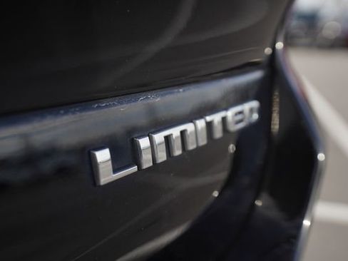 Used 2021 Jeep Grand Cherokee L Limited image 44