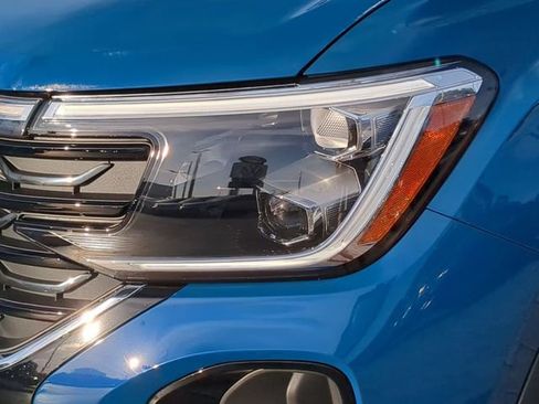 New 2026 Volkswagen Atlas Cross Sport SE image 7