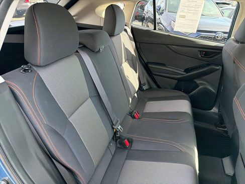Used 2021 Subaru Crosstrek 2.0i Premium image 15
