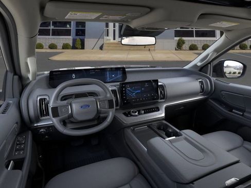 New 2026 Ford Expedition Max Active image 9