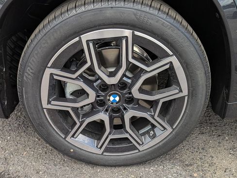 New 2026 BMW X1 xDrive28i w/ Convenience Package AWD/4WD image 8
