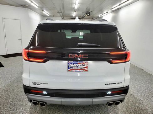 Used 2025 GMC Acadia Elevation FWD image 6