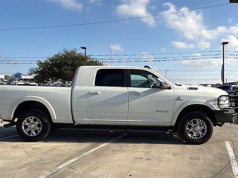 Certified 2019 RAM 3500 Laramie image 4