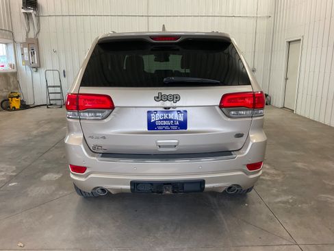 Used 2014 Jeep Grand Cherokee Overland w/ Advanced Technology Group AWD/4WD image 4