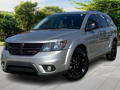 Used 2019 Dodge Journey SE w/ Connectivity Group