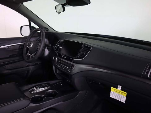 New 2026 Honda Ridgeline Sport image 17