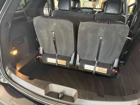 Used 2015 Ford Explorer XLT w/ Equipment Group 202B AWD/4WD image 39