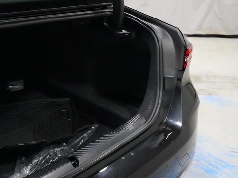 Certified 2025 BMW 530i xDrive 530i xDrive image 28