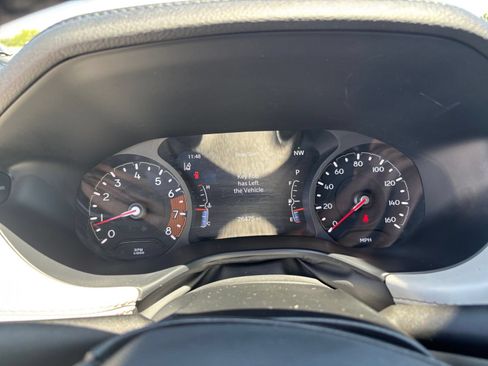 Used 2025 Jeep Compass Limited AWD/4WD image 41