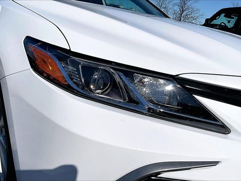 Used 2024 Toyota Camry LE image 26