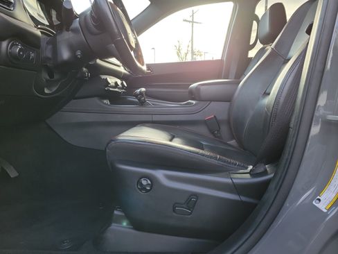 Used 2023 Dodge Durango GT AWD/4WD image 16