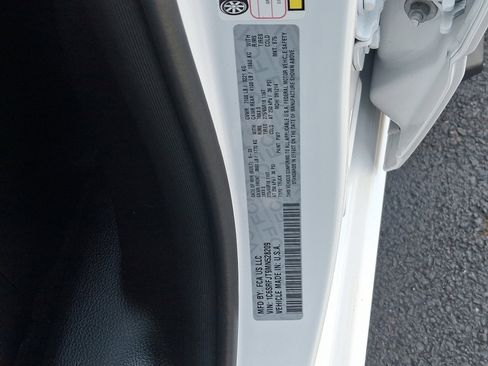 Used 2021 RAM 1500 Laramie image 25