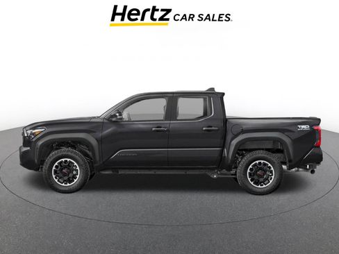 Used 2025 Toyota Tacoma TRD Off-Road AWD/4WD image 3