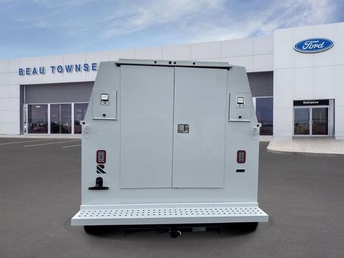 New 2026 Ford E-350 and Econoline 350 Super Duty w/ Power Equipment Group image 4