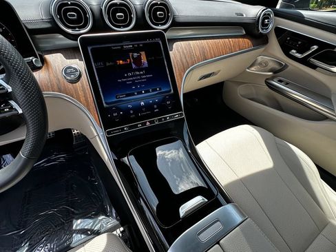Certified 2026 Mercedes-Benz CLE 300 4MATIC Coupe image 26
