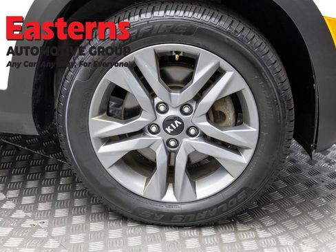 Used 2021 Kia Seltos S AWD/4WD image 30