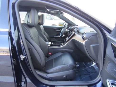 Used 2022 Mercedes-Benz C 300 Sedan image 22