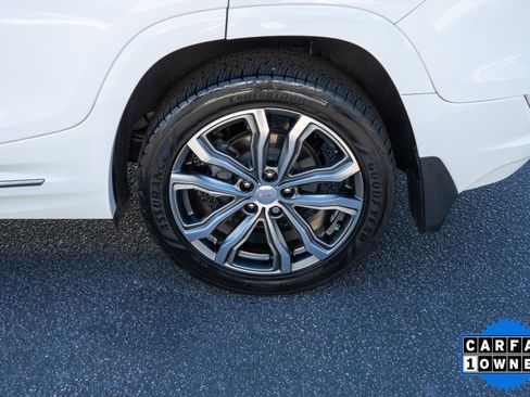 Used 2018 GMC Terrain Denali w/ Advanced Safety Package image 9