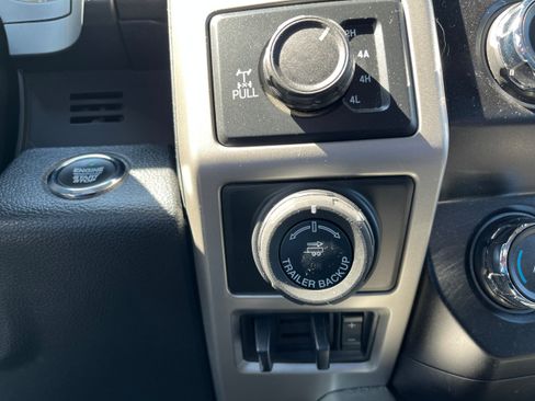 Used 2019 Ford F150 Lariat w/ Trailer Tow Package AWD/4WD image 20