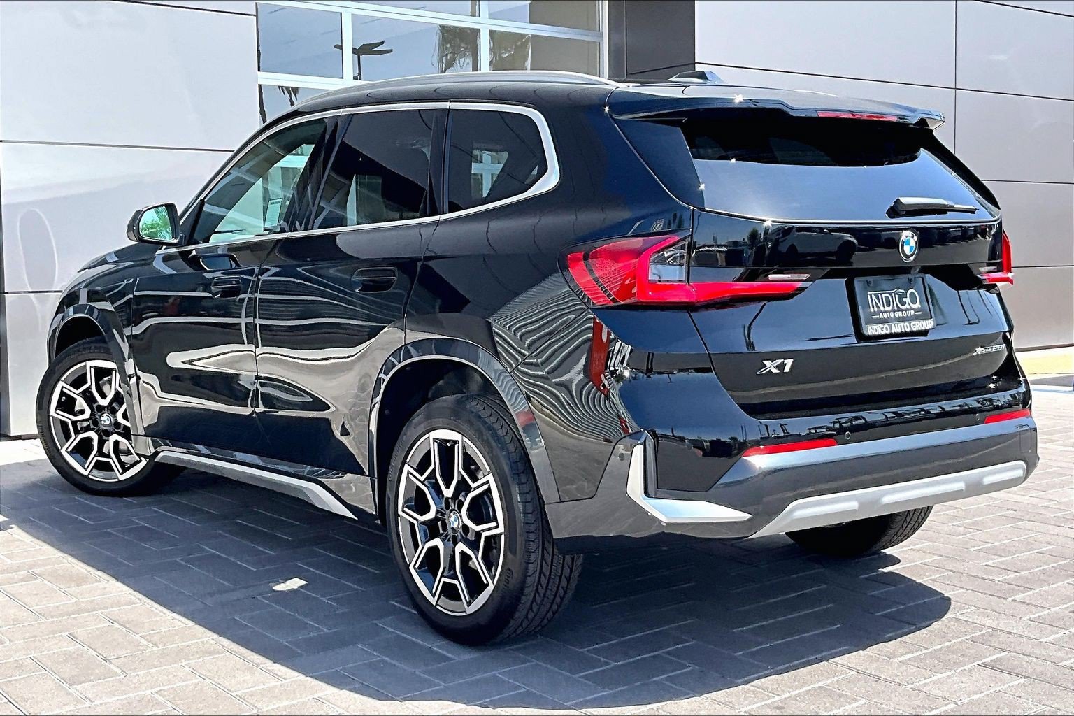 Used 2025 BMW X1 xDrive28i w/ Technology Package AWD/4WD image 12