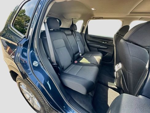 Used 2025 Honda CR-V EX image 26