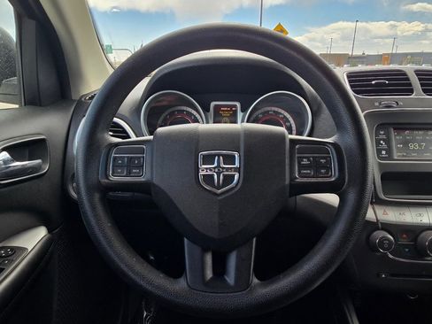 Used 2020 Dodge Journey SE FWD image 26