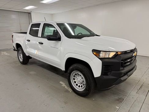 New 2026 Chevrolet Colorado W/T w/ Advanced Trailering Package image 3