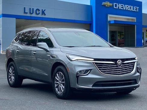 Used 2024 Buick Enclave Premium image 1