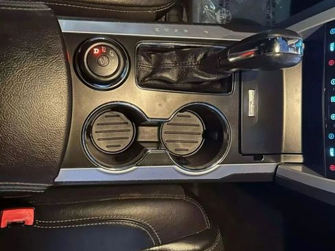 Used 2015 Ford Explorer Sport image 17