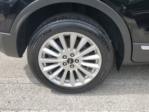 Used 2019 Lincoln MKC Premiere image 7