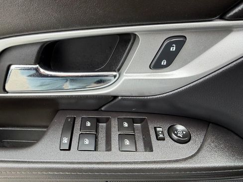 Used 2017 GMC Terrain SLE FWD image 30