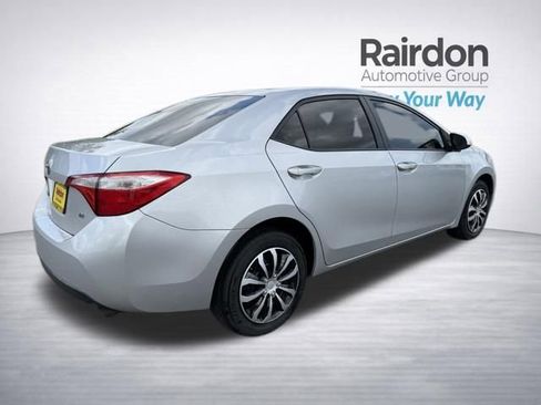 Used 2014 Toyota Corolla LE FWD image 11