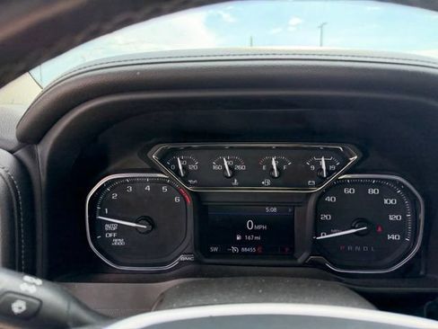 Used 2020 GMC Sierra 1500 SLT RWD image 15