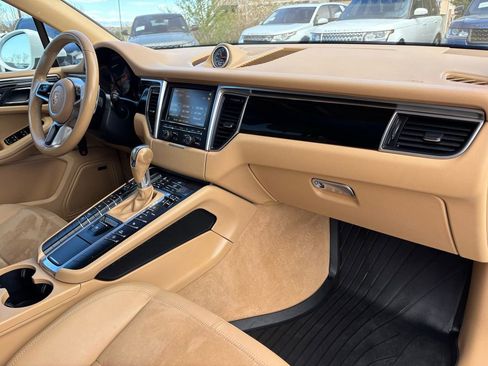 Used 2016 Porsche Macan S AWD/4WD image 26