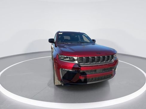 New 2026 Jeep Grand Cherokee Limited w/ Limited Altitude Package RWD image 3