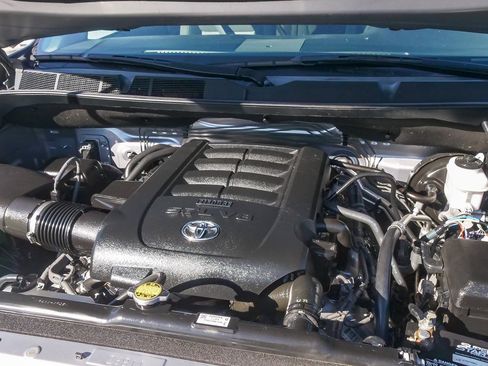 Used 2017 Toyota Tundra SR5 w/ TRD Off Road Package image 25