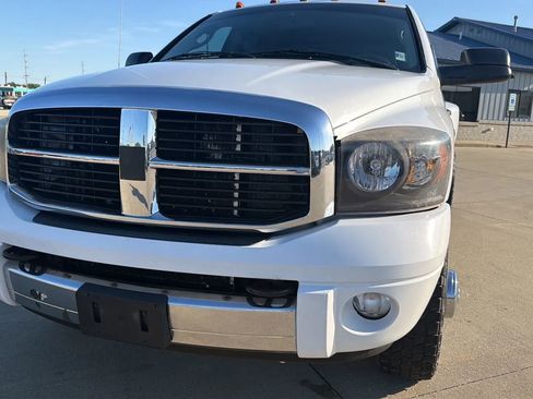 Used 2007 Dodge Ram 3500 Truck Laramie w/ Trailer Tow Group AWD/4WD image 5