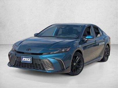 Used 2025 Toyota Camry SE w/ Convenience Package