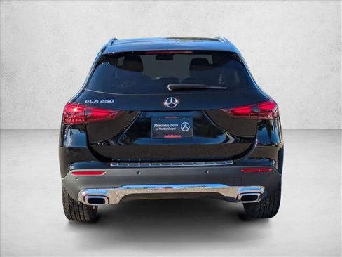 Used 2026 Mercedes-Benz GLA 250 image 7