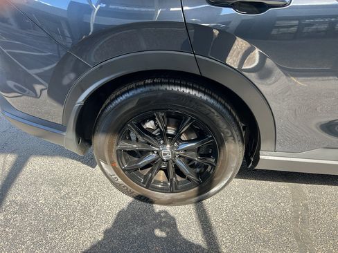 Used 2025 Honda CR-V Sport-L image 10