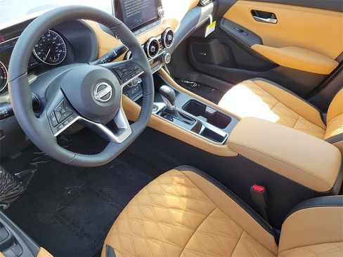 New 2025 Nissan Sentra SV w/ SV Premium Package image 3