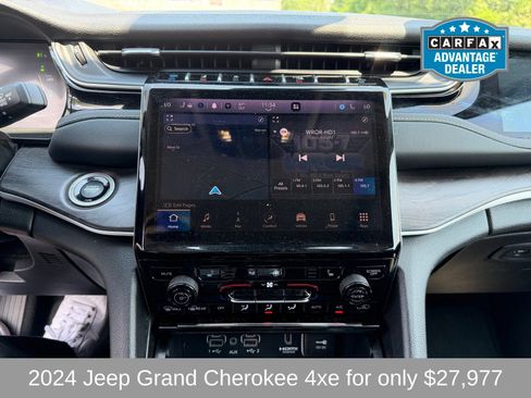Used 2024 Jeep Grand Cherokee Limited 4xe AWD/4WD image 12