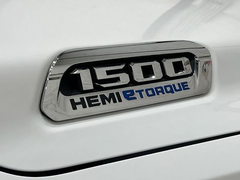 Used 2024 RAM 1500 Laramie image 38
