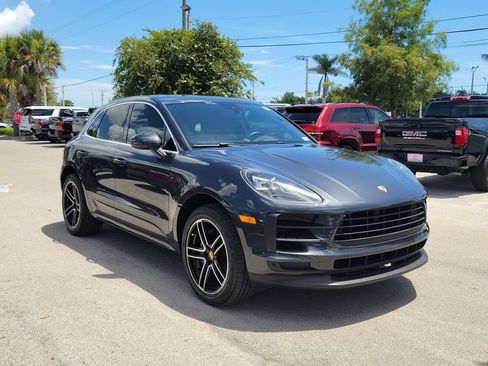 Used 2021 Porsche Macan S AWD/4WD image 3