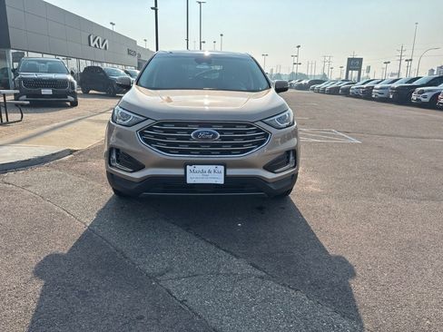Used 2020 Ford Edge SEL w/ Convenience Package AWD/4WD image 2