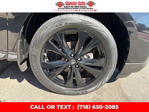 Used 2018 Nissan Pathfinder SL w/ Midnight Edition Package AWD/4WD image 32