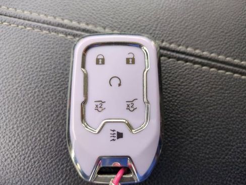 Used 2019 GMC Terrain Denali w/ Comfort Package image 31