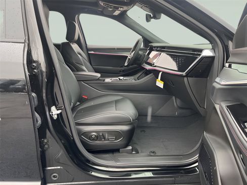 Used 2025 Jeep Wagoneer S Limited image 23