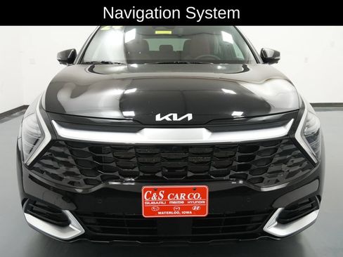 Used 2024 Kia Sportage SX AWD/4WD image 2