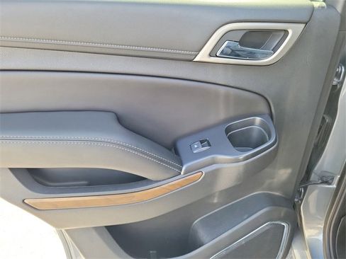 Used 2019 GMC Yukon Denali w/ Denali Ultimate Package image 11